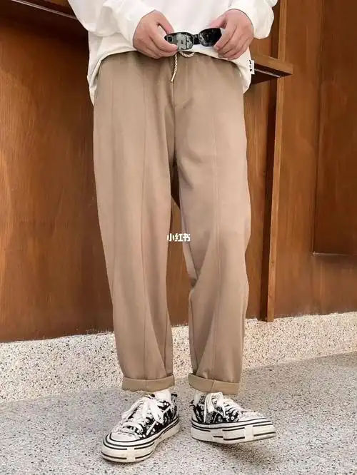 今年秋季流行色卡斯色裤子!