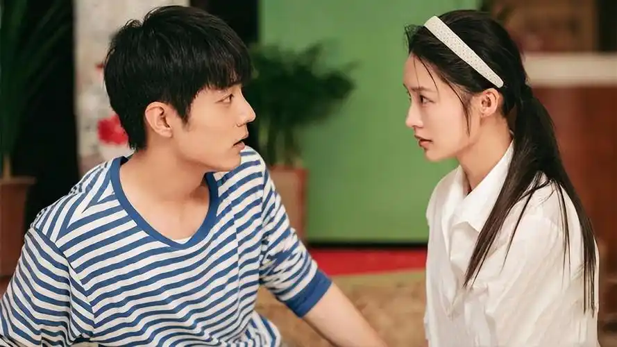 肖战真的会考虑李沁吗?就算李沁答应了,背后的资本也不会答应