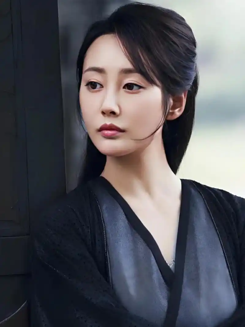 李纯,1988年2月15日出生于安徽省芜湖市,中国内地影视女演员.