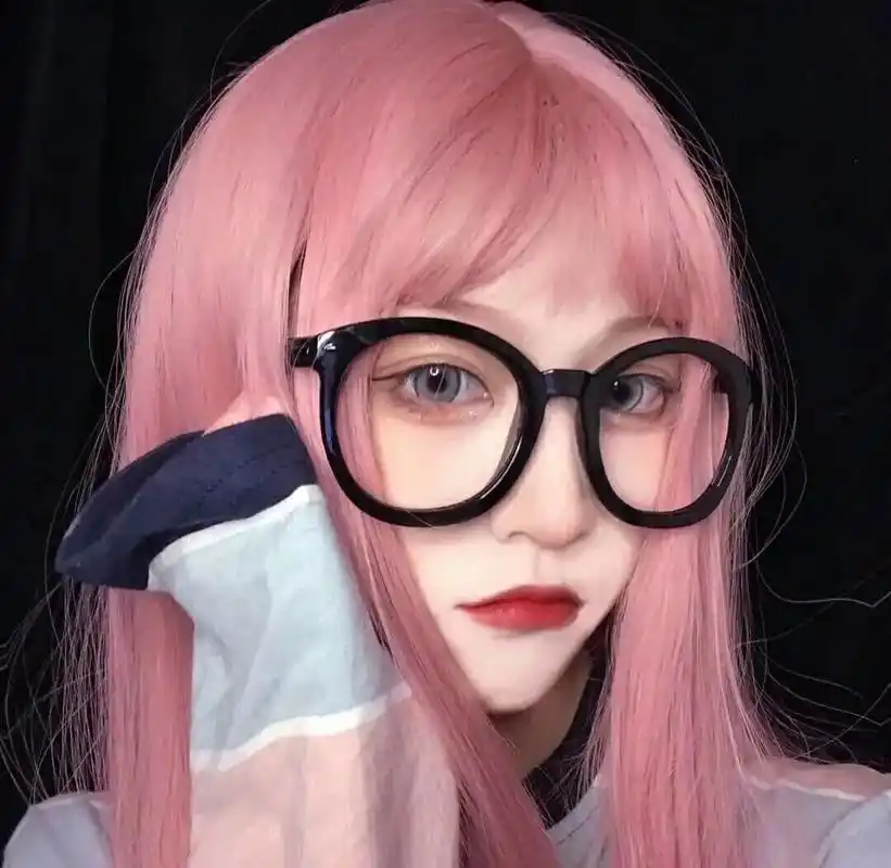 粉色系真人女生头像粉色头发(1) 粉色系真人女生头像粉色头发