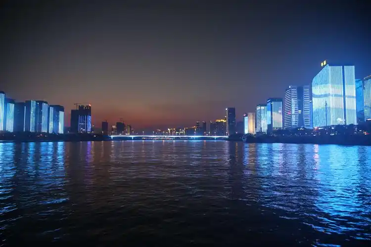 其它 闽江之夜 写美篇闽江,中国福建省最大独流入海(东海)河流.