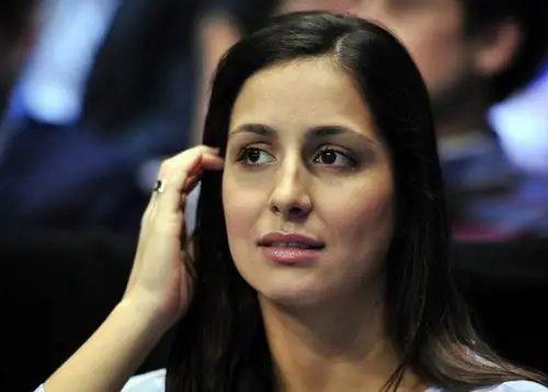 组图:纳达尔女友惊艳场边看台 范佩西皮雷观战