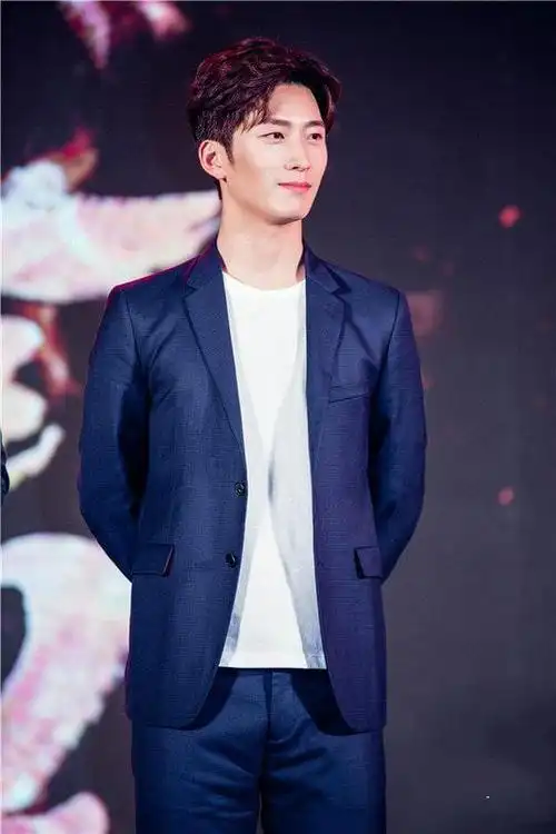 雷佳音窦骁白敬亭这些分分钟逆袭男主的男二号