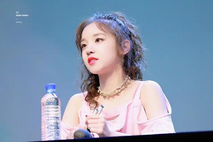 宋雨琦 - 堆糖,美图壁纸兴趣社区