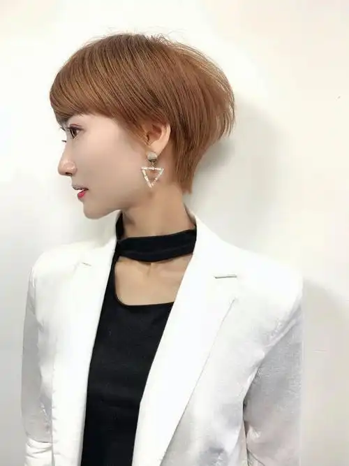 今秋最美发型推荐100款超短发波波头中长发时尚瘦脸真耐看