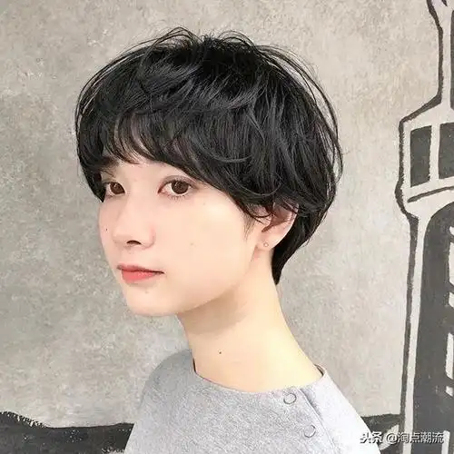 小脸剪什么短发好看图片女,大脸,高颧骨女生,这6款短发时髦减龄又显