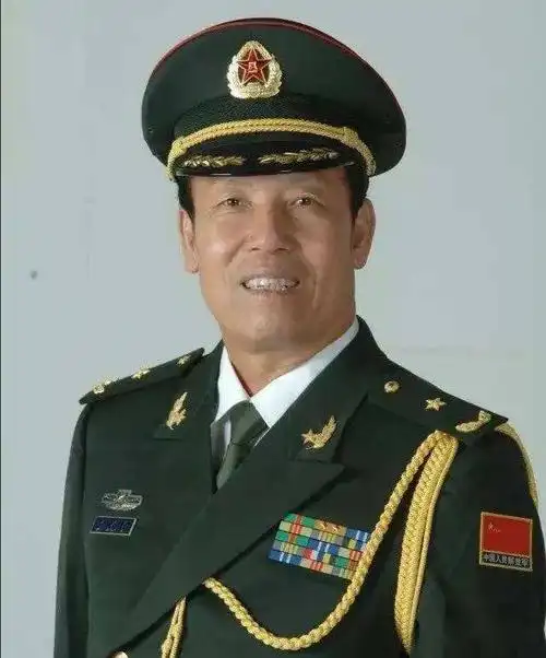 一路向前向上走文忠民将军