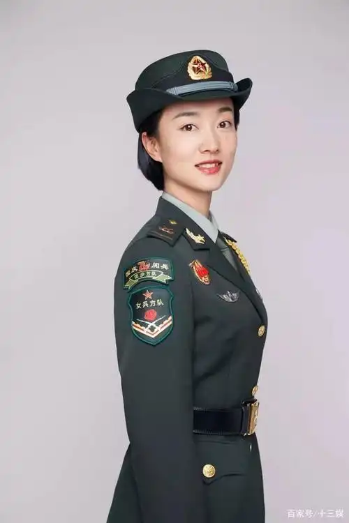 你们要的女兵小姐姐,谁还不是家里的小宝贝