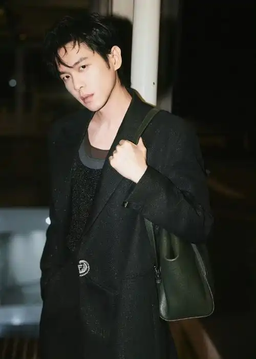 张若昀 × 米兰时装周