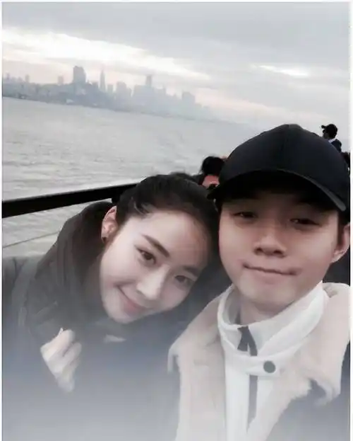 霍尊,一场情感纠纷毁掉前程,究竟该怪谁?_陈露_春晚_首歌