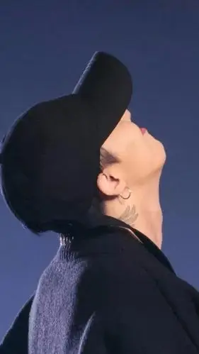 权志龙喉结杀侧脸杀细品