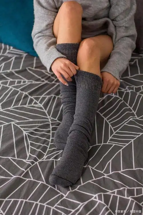 为何穿袜子睡觉更容易入睡?