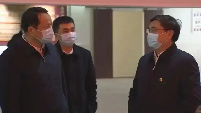 湖北省监狱局局长贾石松到武穴市调研综治联系点平安建设工作