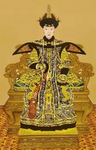 祖孙二人一同嫁给皇帝,祖母入主中宫成皇后,孙女长寿被奉为皇祖