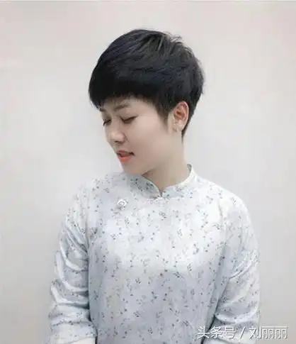 10款减龄瘦脸的潮短发,很好看(30岁女人发型短发圆脸图片) - 冷求网