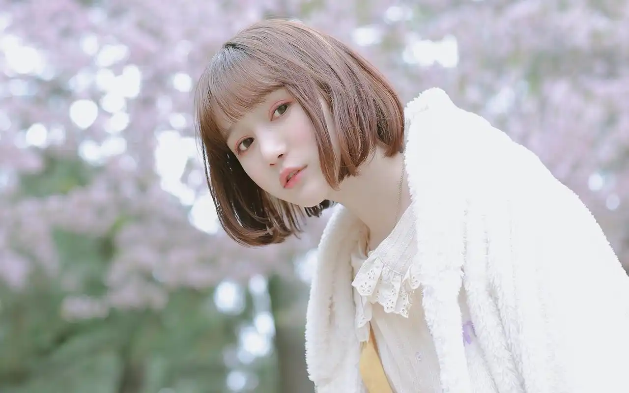 短发的文艺女生,可爱-美女图片