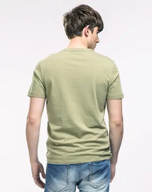 时尚渐变 清爽轻薄 灰绿色短袖t恤