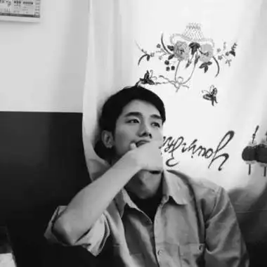 男生头像低调成熟大气