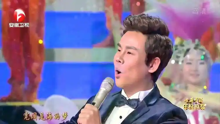 王莉杨阳献唱共筑中国梦歌声大气磅礴充满激情与力量