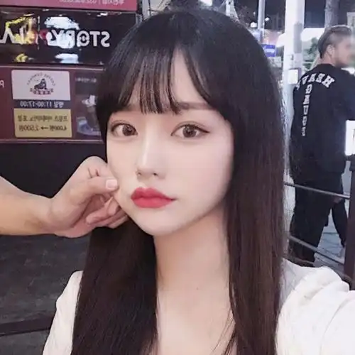 念七 网红御姐女生头像_微信头像_我要个性网