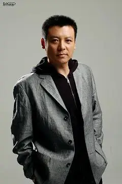 佟凡赵越日前,由导演刘二威执导的电视剧《真情母子》在11月底即将