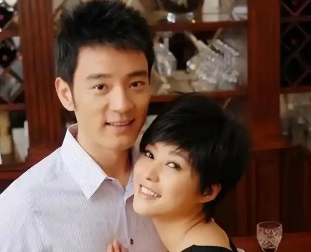 李光洁三段感情全是圈内女神最后却和90后的隋雨蒙修成正果