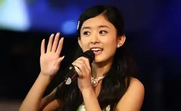 赵丽颖,彻底变了