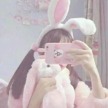 8张高清可爱的兔子耳朵女生头像图片