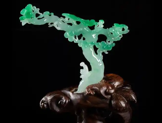 玉雕大师仵华平:传承经典,尽显风华