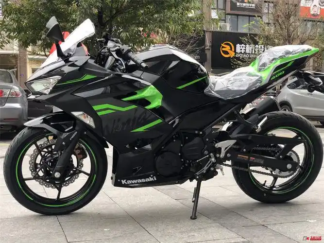 全新大贸川崎kawasakininja400继续到货下单的兄弟们久等了