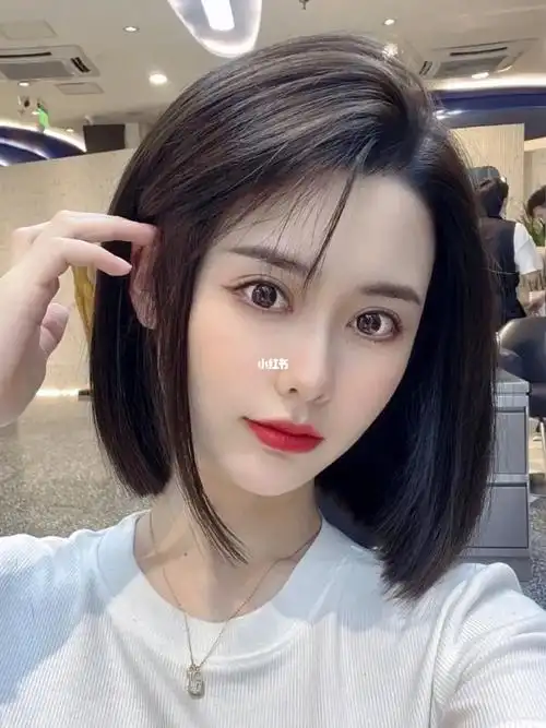 适合圆脸的短发