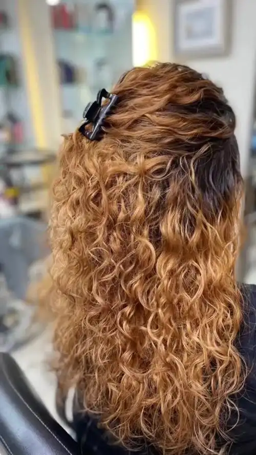 布碌崙烫发  #羊毛卷  #长发  #纽约法式 烫发 #女生烫发发型