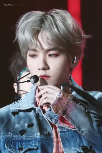 边伯贤那些应当用「美」来形容的图片