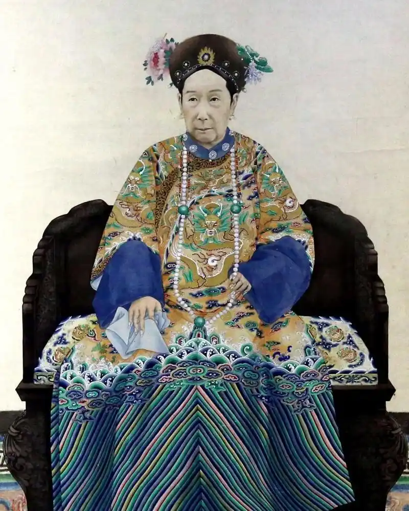 晒晒慈禧太后的绝世美图其实慈禧长的很美