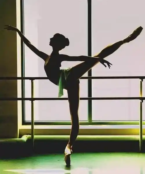 如何正确指引孩子学舞蹈_阶段_艺术_家长