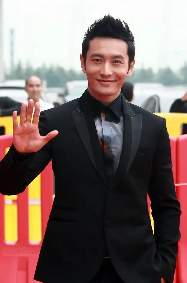 黄晓明新的中国脸