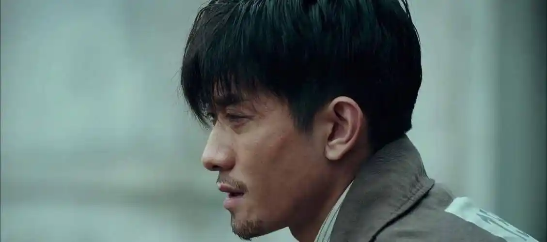 原创局中人不一样的惊喜张一山一人分饰四角你发现了吗