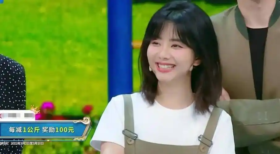 《王牌对王牌》花絮,谭松韵"公主切"造型好美,谁相信她有31岁