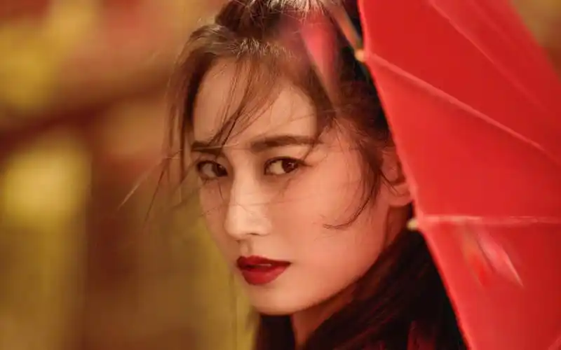 陈钰琪美艳迷人写真桌面壁纸