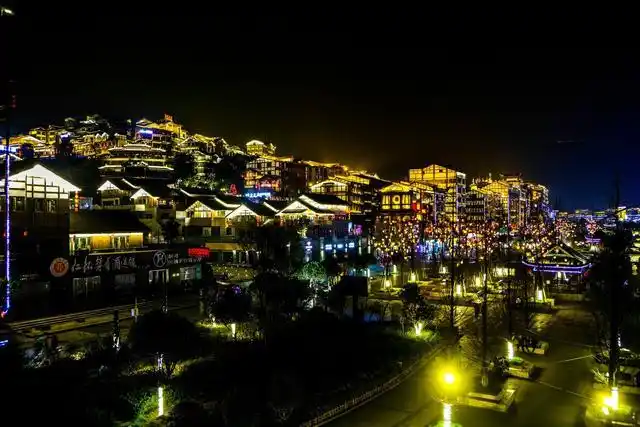 为什么大多数酱酒都来自茅台镇?