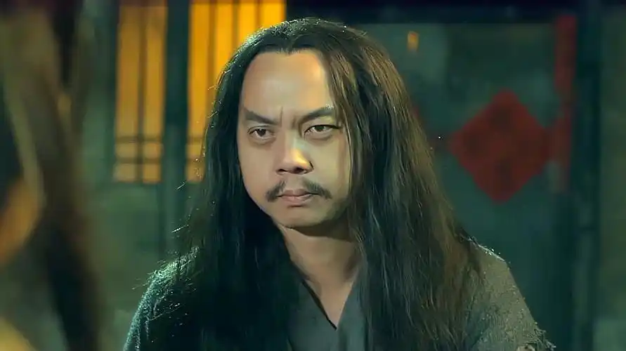 捉妖师:大师把这个东西交给男子,并让他保管好