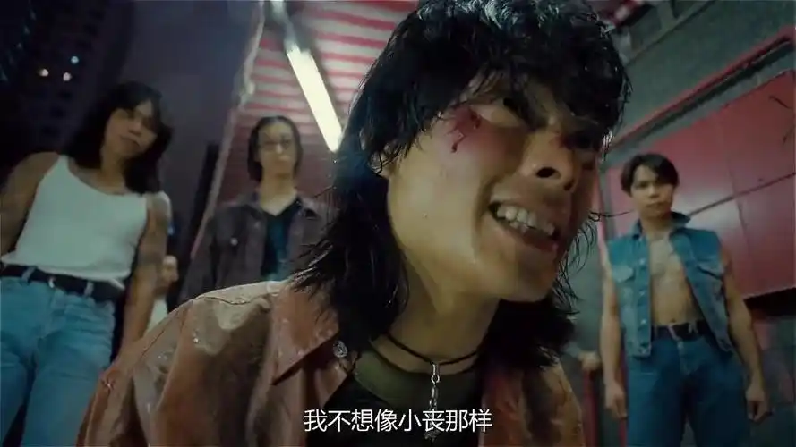 古惑仔:乌鸦哥太豪横了!手起刀落一瞬间,连关老爷都不放眼里