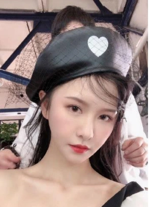 斗鱼一姐停播八天后,晒出诊断书,令人唏嘘!网友:月入百万的代价?_阿冷