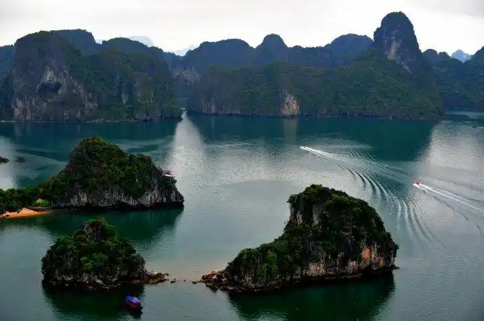 越南海上桂林下龙湾 - 美篇