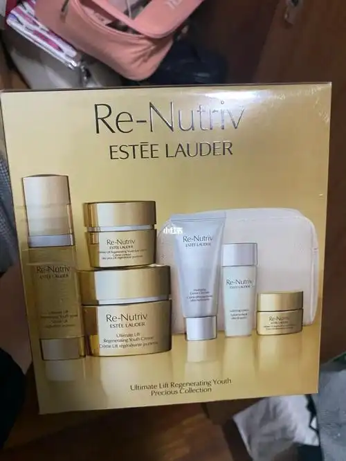 雅诗兰黛白金套装