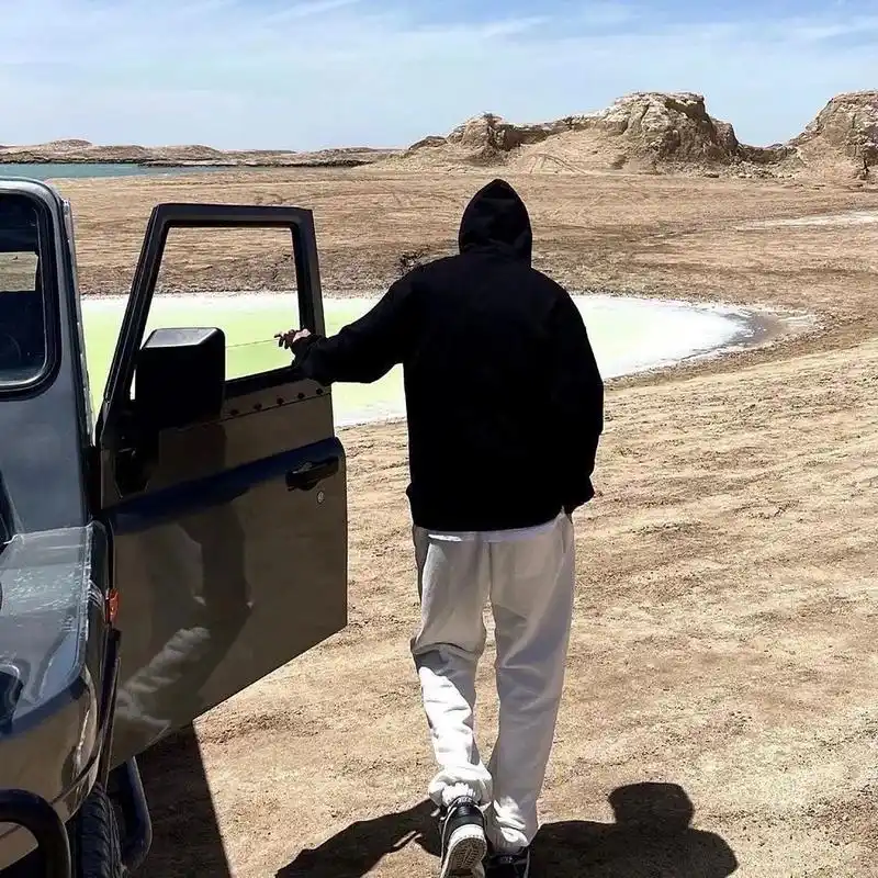 男生头像 背影就给我一种帅哥的感觉