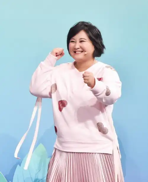 发胖:首次执导压力大靠吃减压,张小斐:她是最好的老板_发展_电影_陈赫