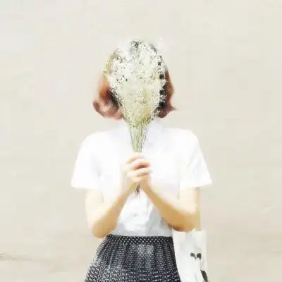 短发女生头像小清新意境高清图片