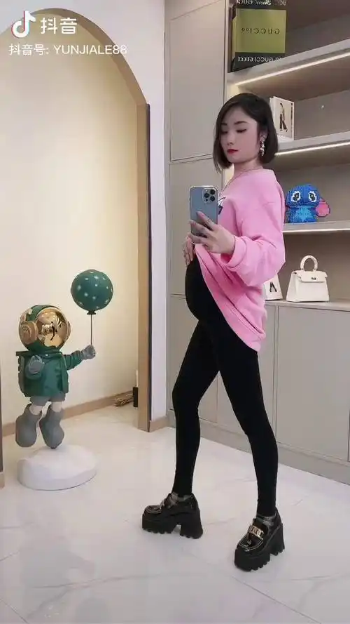 6个多月了挑战一下劈叉孕期孕孕孕孕妇裤