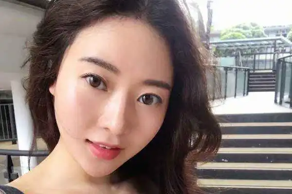 蒋娉婷私密小视频 和刘强东的桃色新闻是恶意炒作